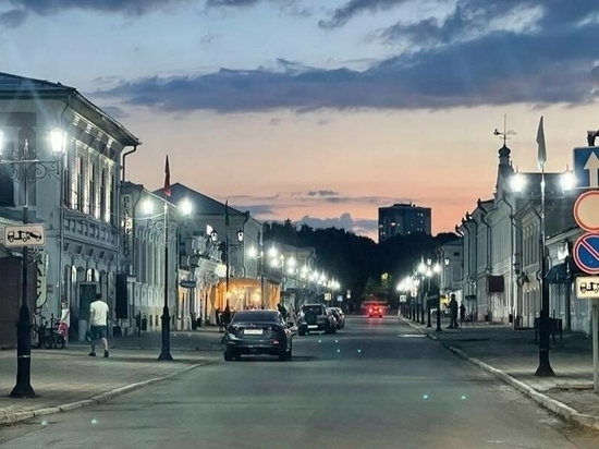 В Елабуге на Казанской появились 50 исторических светильников