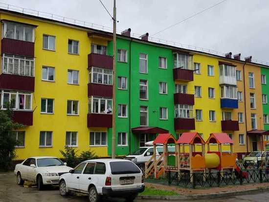 Власти Углегорского района в течение суток предоставили жилье женщине после жалобы губернатору