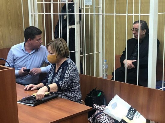 Обвиняемый в хищении имущества Алексея Баталова проговорился о диагнозе сообщницы