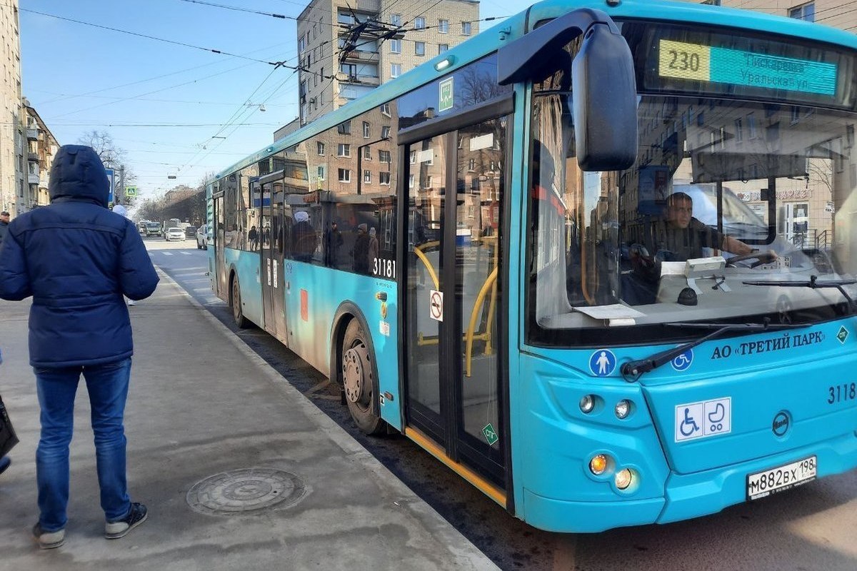 автобусы на маршруте в санкт петербурге