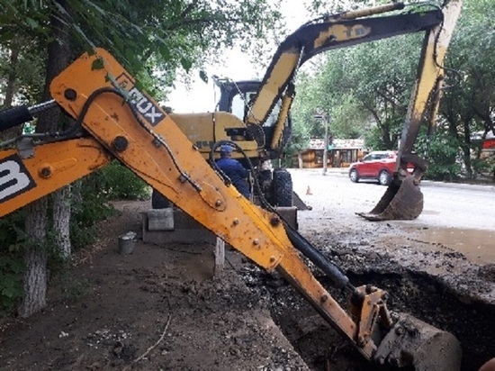В Астрахани без холодной воды остались жители сорока городских улиц и шести поселков