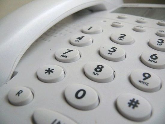 Бабушка из Североморска не захотела продолжать телефонный разговор, чем сберегла миллион рублей