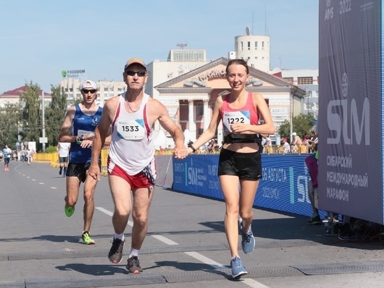 Омичка Марина Ковалёва выиграла Сибирский международный марафон среди женщин