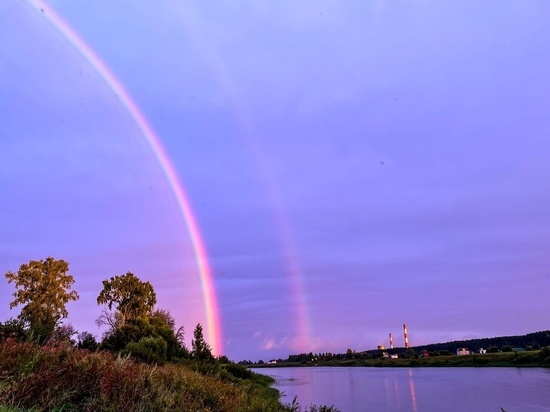 Вечер дождливого воскресенья в Твери скрасила двойная радуга