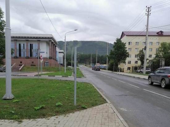 Неизвестные украли около 12 дорожных знаков с улиц Южно-Сахалинска