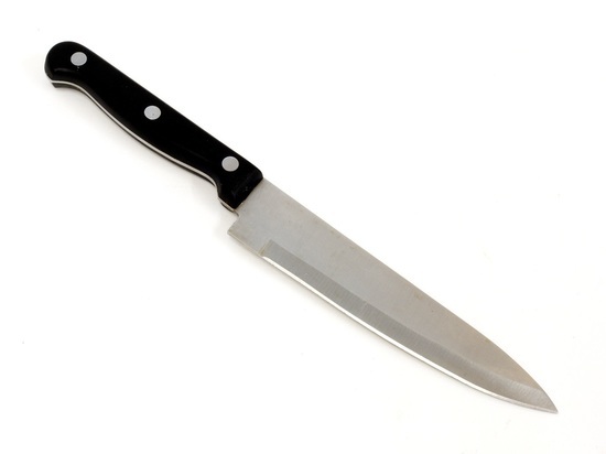 Жестокая расправа: убийца из Ловозера 35 раз вонзил нож в жертву, а потом прикрыл труп ветками