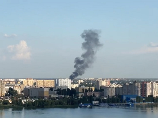 Стала известна причина черного столба дыма над Воронежем