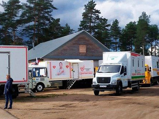 Больше 40 бригад медиков подключились к мобильной диспансеризации в Ленобласти