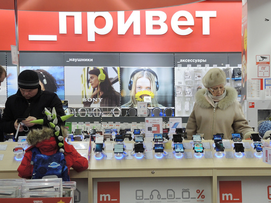 Поставки смартфонов в Россию достигли показателей января