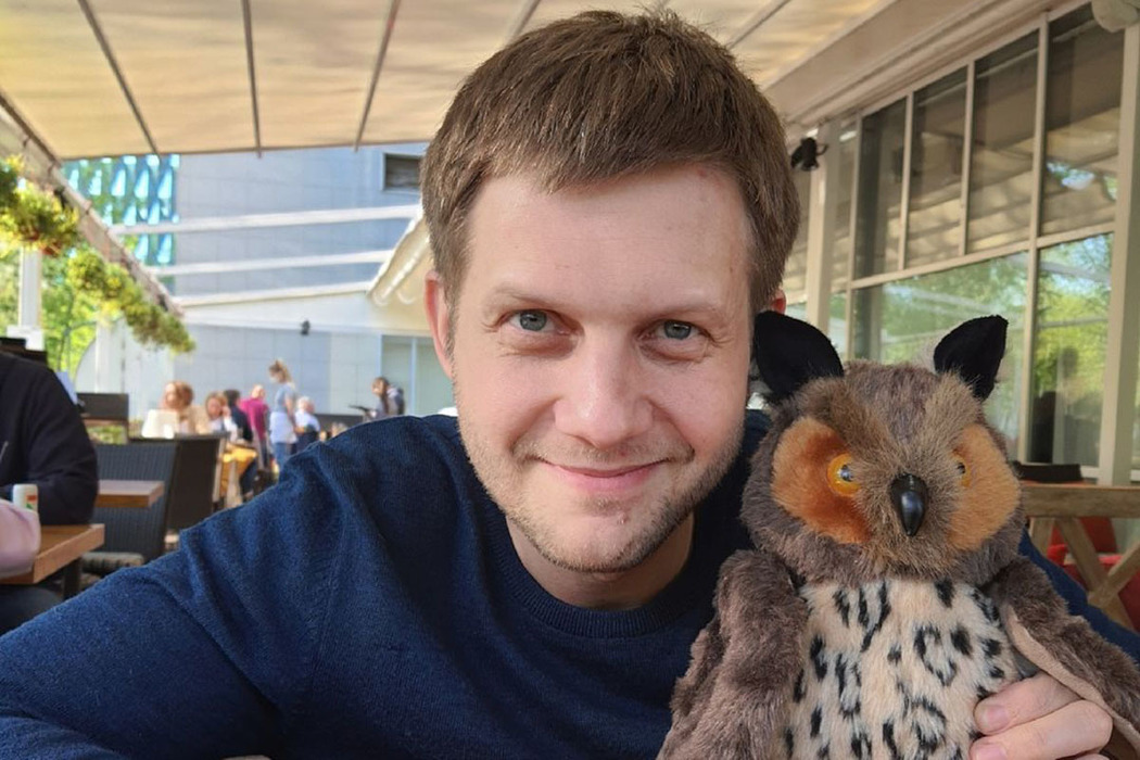 Слуховой аппарат, приложение для глухих: фотобудни 40-летнего Бориса Корчевникова