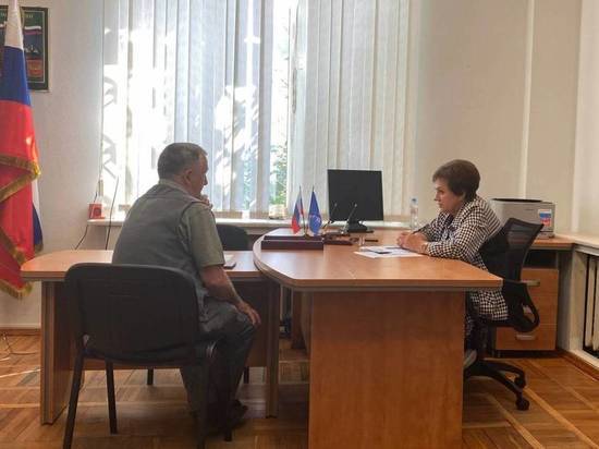 Елена Бибикова дала советы псковичам по вопросам пенсионных выплат