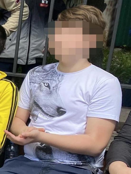 Хохольский лицей Воронежской области прокомментировал смерть ученика на стадионе при ударе о железный прут