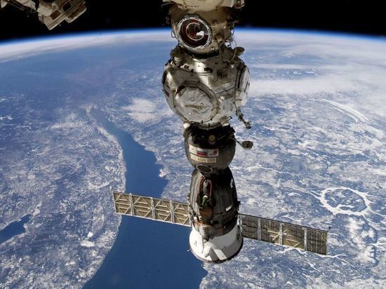 Высоту орбиты МКС скорректируют накануне прибытия корабля «Союз МС-22»