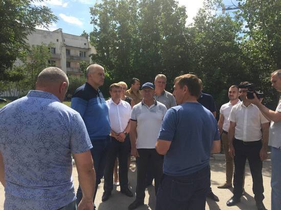 Аксенов пообещал назначить ответственных в Новофедоровке