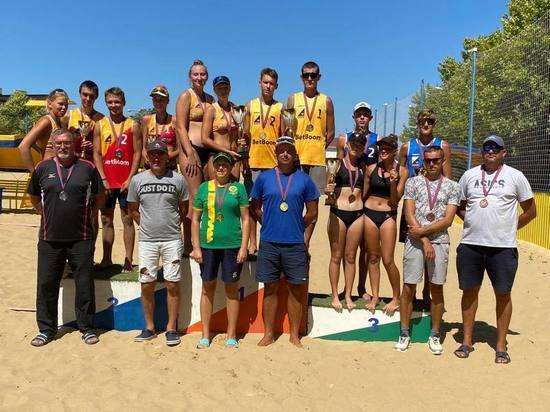 Пляжные волейболисты из Усть-Лабинского и Славянского районов выиграли первенство Кубани