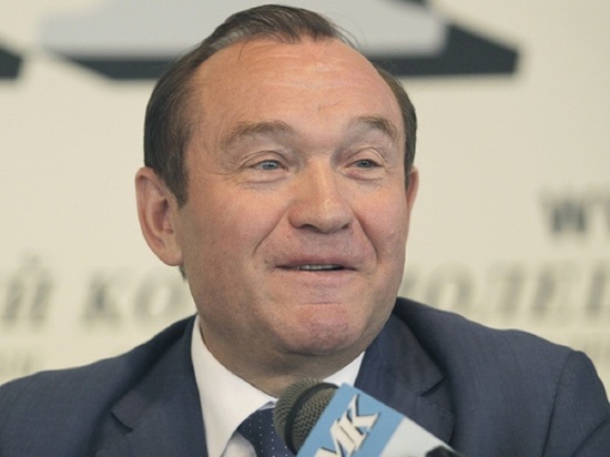 Петр Бирюков рассказал о выполнении 70% работ по благоустройству территории больницы имени С.С. Юдина в Москве