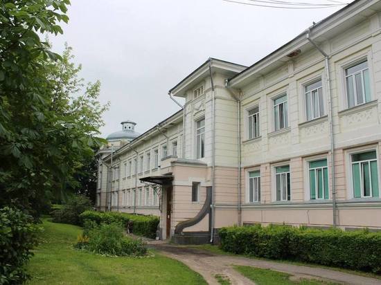 Ситуация в хирургическом стационаре ЦРБ Серпухова на контроле единороссов
