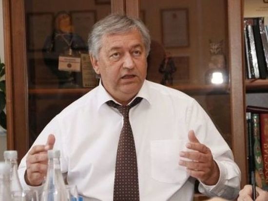 Глава омского Облизбиркома Нестеренко официально ушёл в отставку