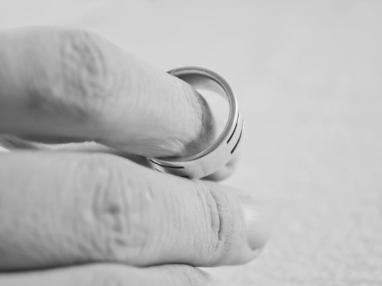 Почти 400 разводов зарегистрировано в Архангельской области в июле