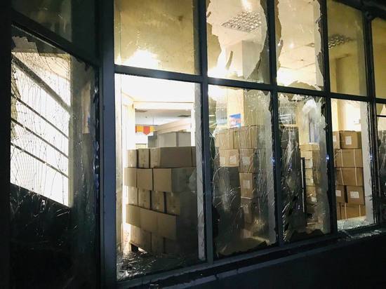 Взрывное устройство сработало в гуманитарном центре Мелитополя, где работает депутат из ЯНАО
