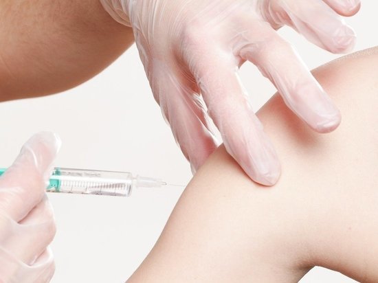 В Воронежскую область поступила новая партия вакцины от коронавируса для несовершеннолетних
