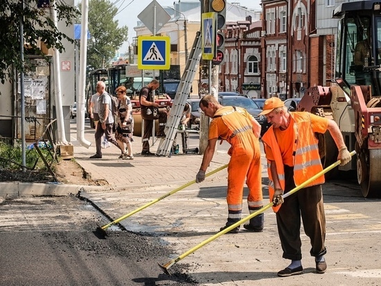 На улицах Курска 11 августа ремонтируют 14 участков автомобильных дорог