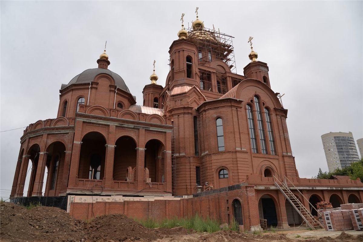 Для освящения нового храма в Чебоксарах ждут визита Патриарха Кирилла - МК  Чебоксары