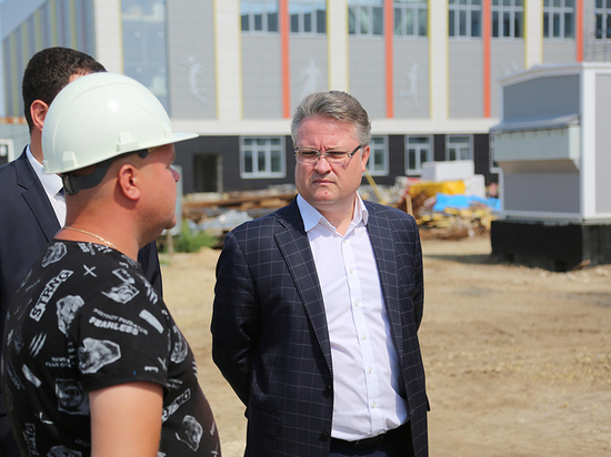 Мэр Воронежа Вадим Кстенин: строительство новой школы для «Процессора» поможет развитию всего микрорайона