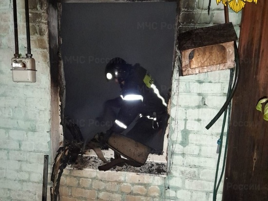 На пожаре жилого дома в Тарусе пострадал человек