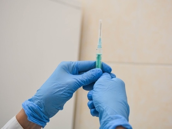 Кабинет вакцинации от COVID-19 в Новом Уренгое будет работать по воскресеньям из-за повышенного спроса