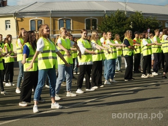 Праздник в честь Дня строителей состоялся в Вологде