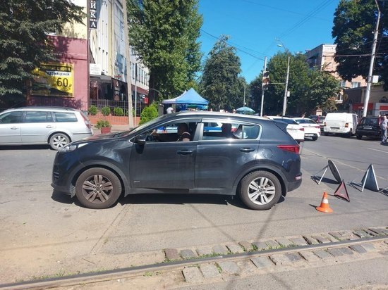 Калининградец попал под колеса Kia, которая ехала задним ходом