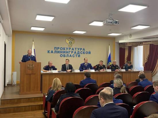 Двоих жителей Правдинского района обвиняют в вымогательстве денег у знакомого
