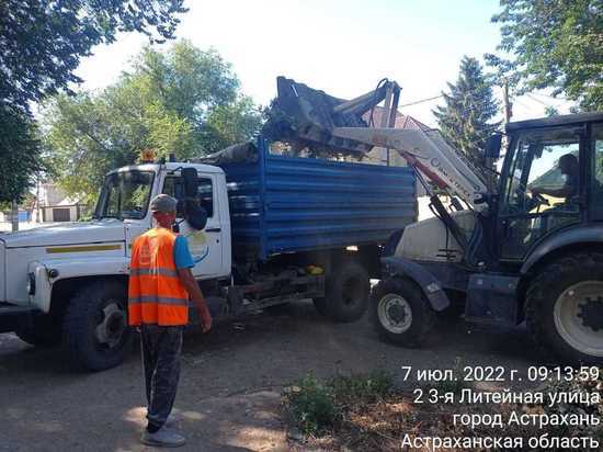  В Астрахани объявили войну нелегальным перевозчикам мусора