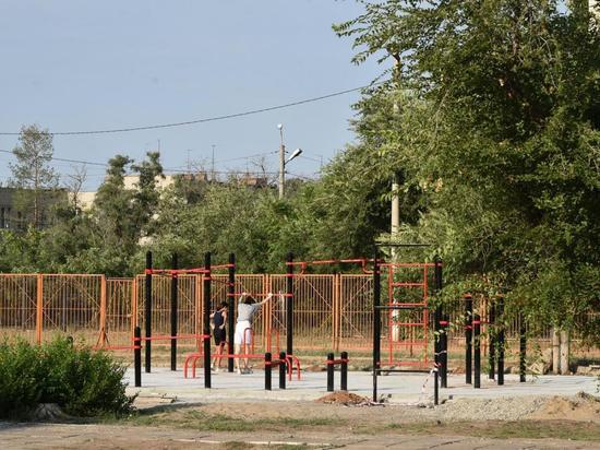 В Астрахани во дворе ещё одной школы построят спортивную площадку