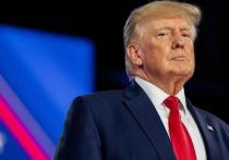 Бывший президент США Дональд Трамп находится под следствием за возможные нарушения закона о шпионаже
