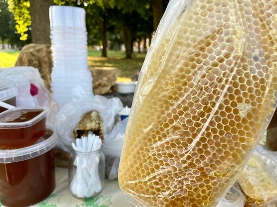 В Орле развернулась ярмарка мёда