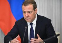 Дмитрий Медведев отреагировал в своей соцсети на продолжающиеся обстрелы Запорожской АЭС