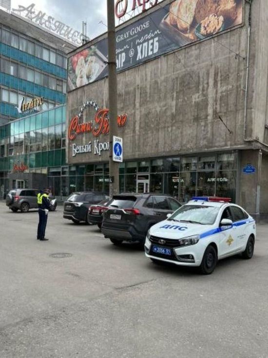За нарушения правил парковки «административку» в Мурманской области за семь месяцев получили более 2300 водителей