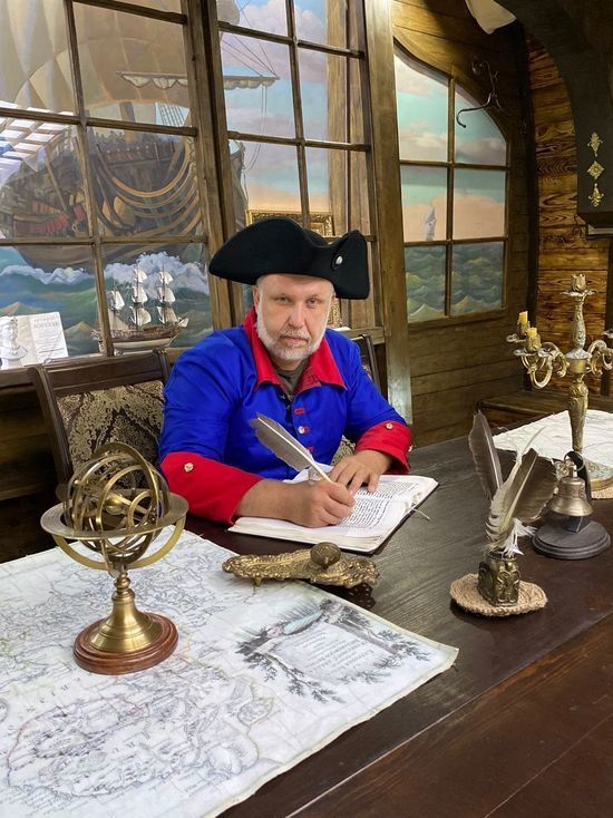 Известный телеведущий Юрий Сидоренко посетил воронежский музей "Петровские корабли"