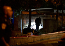 В Иерусалиме вооруженный мужчина открыл огонь на автобусной остановке