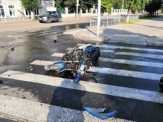Жёсткое ДТП произошло в Орле на улице Карачевской