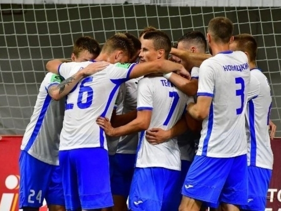 "Зенит-Ижевск" выиграли футбольный матч с барнаульской командой со счетом 4:1