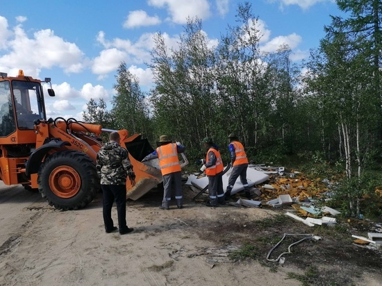 Газовики вывезли 50 тонн мусора из тундры близ Нового Уренгоя