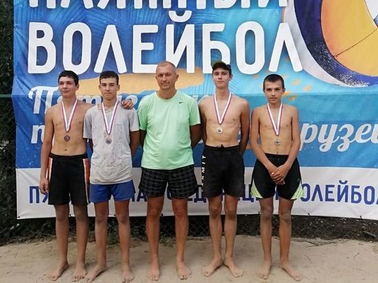 Минераловодцы взяли награды фестиваля пляжного волейбола