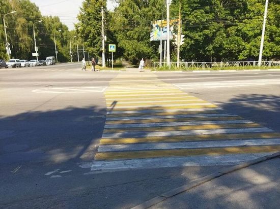 В рязанском Приокском сфотографировали кривой пешеходный переход