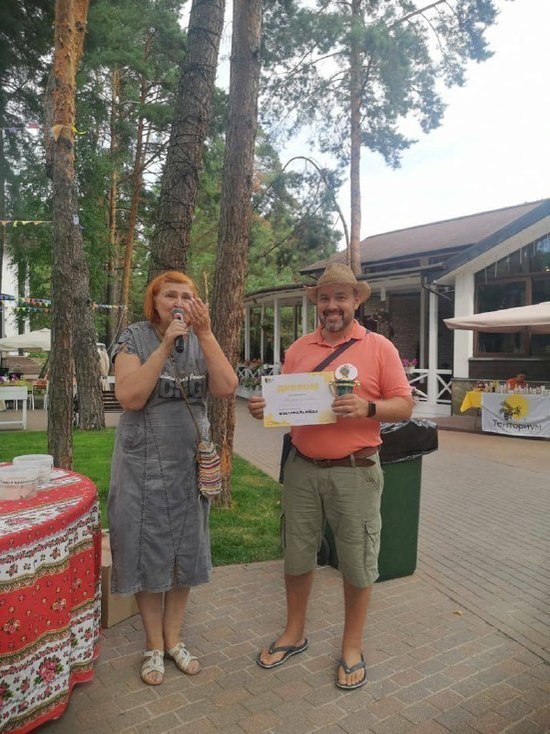 Мед пчеловода из Серпухова признан лучшим на фестивале