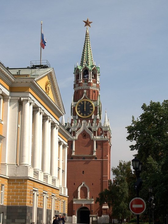 В августе поздравление из Кремля получат 14 долгожителей Калмыкии