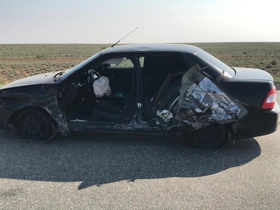 Улетели в кювет: хроника ДТП на калмыцких дорогах за неделю