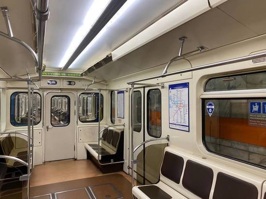 В метрополитене Петербурга объяснили, зачем укоротят поезда на фиолетовой линии